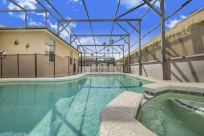 Pool/Hot Tub