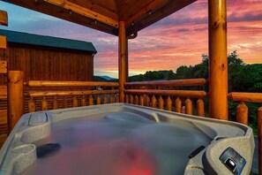 Outdoor Hot Tub