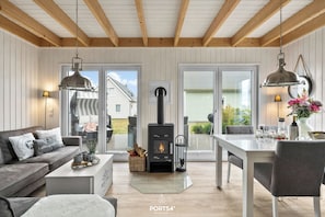 Kamin-/Ofen