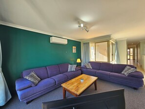 Kalbarri_PSV_22 - Lounge .