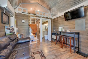 Studio | Living Area | Queen Sleeper Sofa | Main Level | Smart TV | Free WiFi