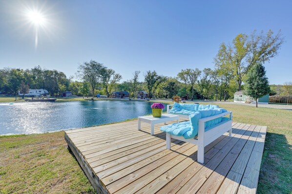 Steamboat Rock Vacation Rental | Studio | 1BA | 600 Sq Ft | 3 Steps to Enter