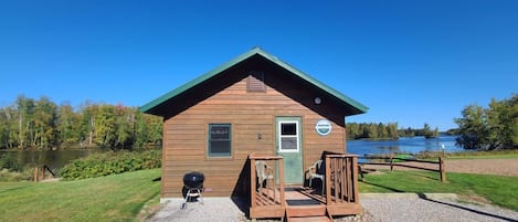 cabin20120outside20photo