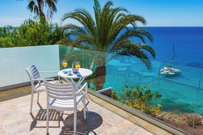 Terraza superior / Upstairs terrace