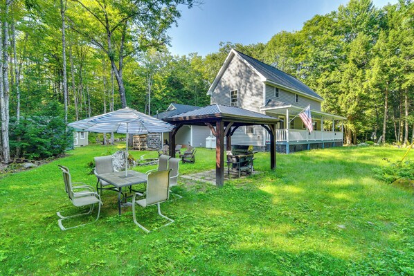 Chesterville Vacation Rental | 3BR | 2BA | 1,200 Sq Ft | Stairs Required