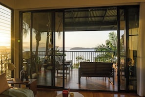 Upper Deck panorama 9