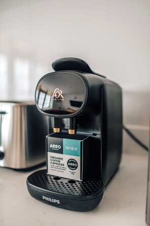 Kaffe och/eller kaffebryggare