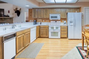 Spacious Kitchen