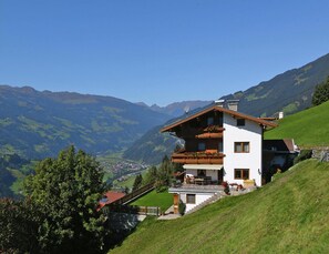 Esterni
