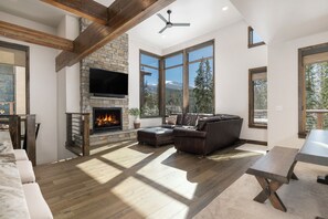 The cohesive layout of the open floor concept creates an inclusive environment for family and friends to enjoy themselves as well as the company of those with them.