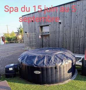 Bubbelpool utomhus