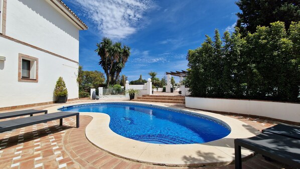 Private Pool