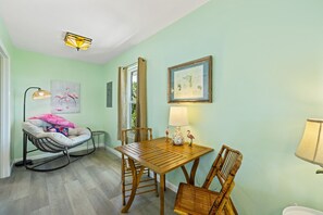 Seating with dining for 2