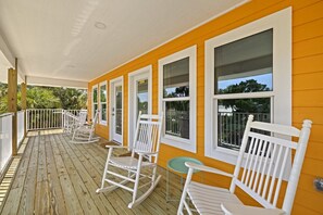 Flamingo Room area on th left and Pirate's Den on the right