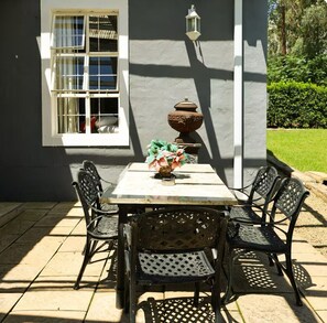 Outdoor dining