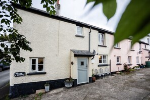 Willow Cottage External