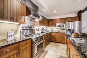 Indoors, Kitchen, Hardwood, Microwave, Oven