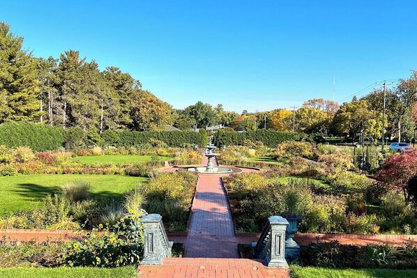 Clemens Garden St Cloud!