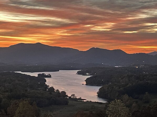 Chatuge Lake (overlaps both NC & GA)