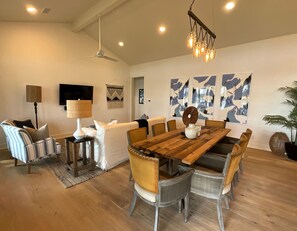 5 - Living & Dining