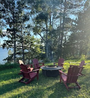 Solo stove with Adirondack chairs