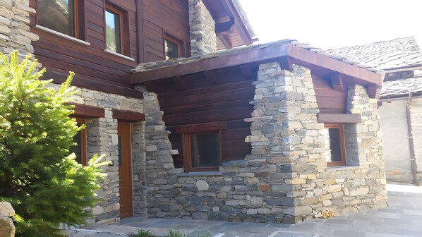 Exterior detail