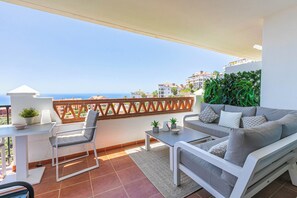 Las Palmeras Outdoor Seating Area