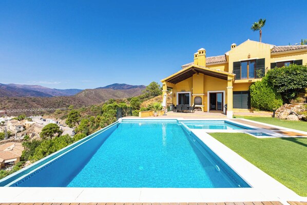09 Villa Monte Mayor 1