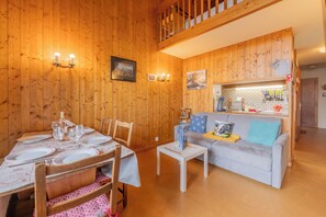 Living and dining room