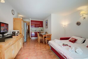 Living and dining room