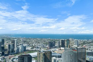 Amazing Ocean and Skyline South-eastern views towards St Kilda