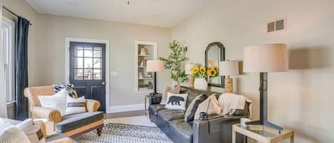 Defiance Vacation Rental | 3BR | 2BA | 1,200 Sq Ft | 4 Steps to Enter