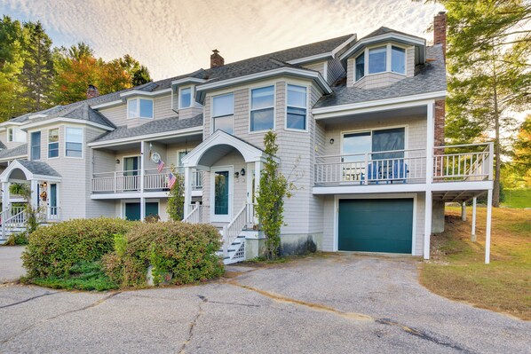 Bethel Vacation Rental | 2BR | 1.5BA | 1,200 Sq Ft | Stairs Required