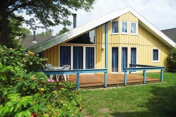 Holiday Home Exterior [summer]