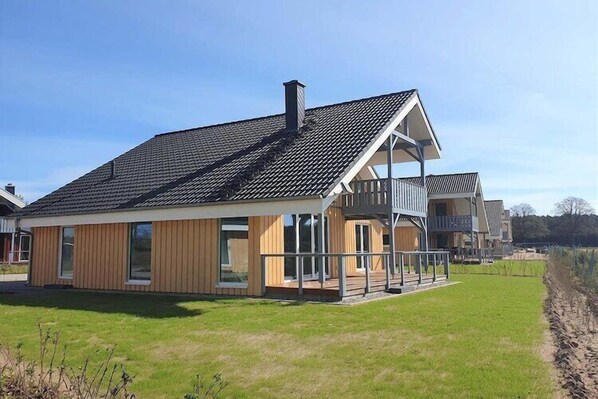 Holiday Home Exterior [summer]