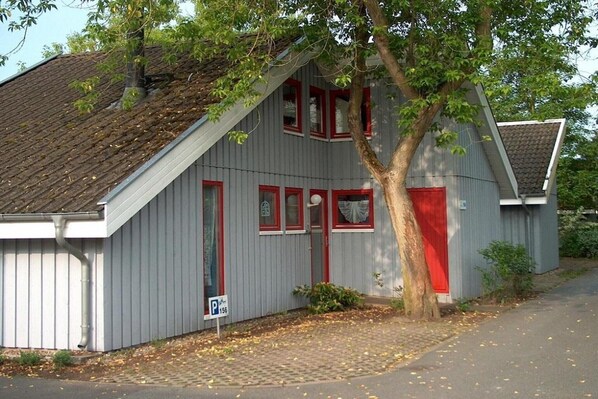 Holiday Home Exterior [summer]