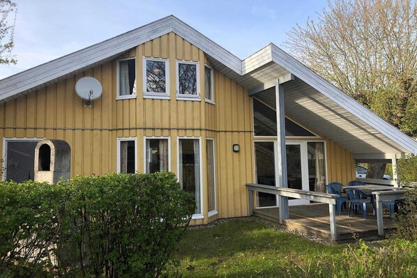 Holiday Home Exterior [summer]