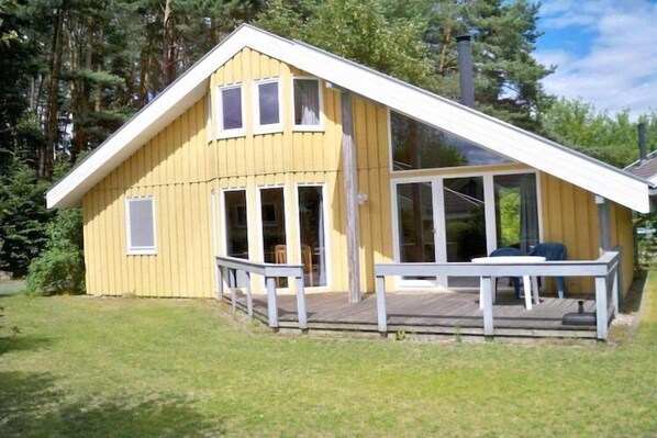 Holiday Home Exterior [summer]