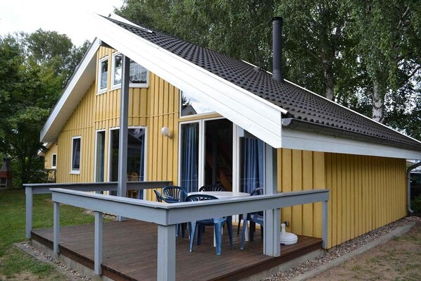 Holiday Home Exterior [summer]