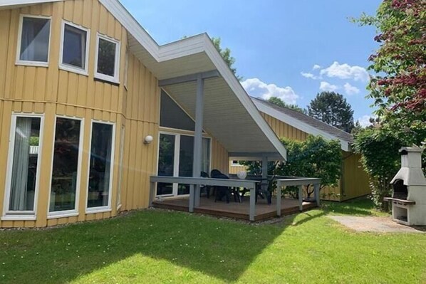 Holiday Home Exterior [summer]