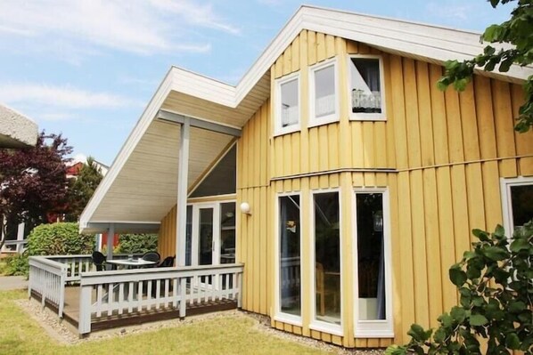 Holiday Home Exterior [summer]