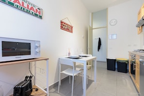Altro angolo della cucina