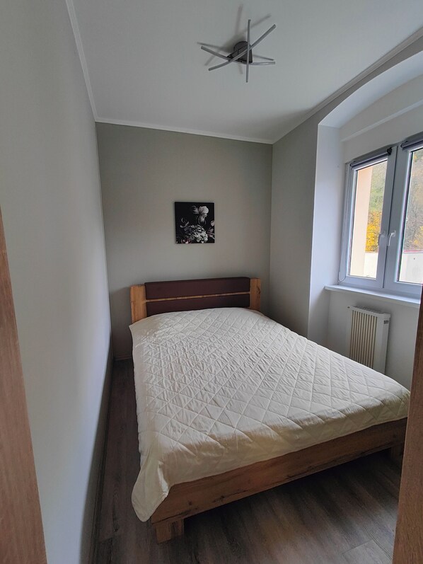 Jubilant - Bedroom