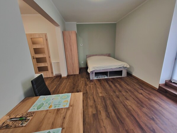 Avignon - bedroom