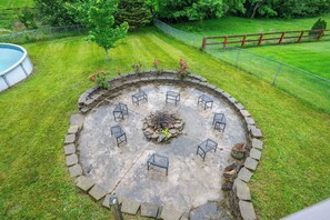Head outside & make memories roasting marshmallows around the firepit