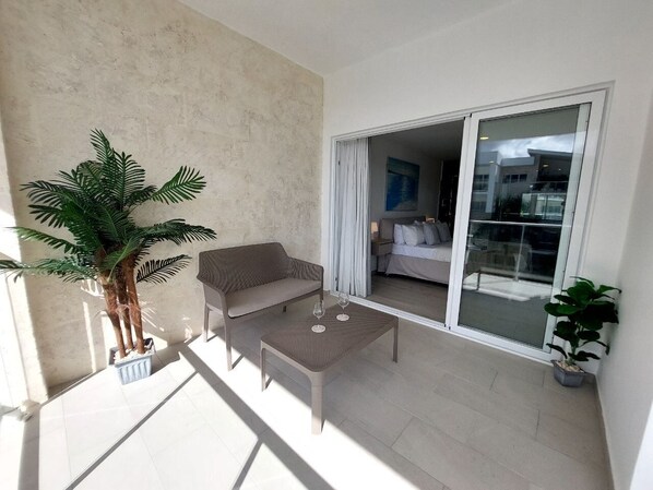 Balcony / Terrace