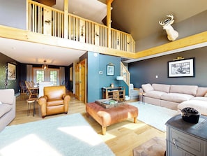 Living Room (1)