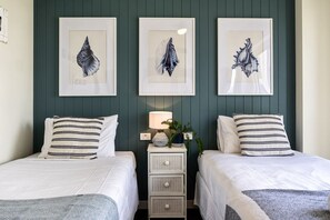 Twin Bedroom