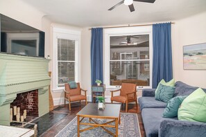 Historic Hideaway living room - with 50" Smart TV
