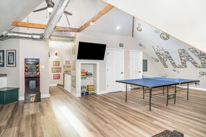 Game on! Enjoy hours of fun with ping pong, poker, and retro arcade games.